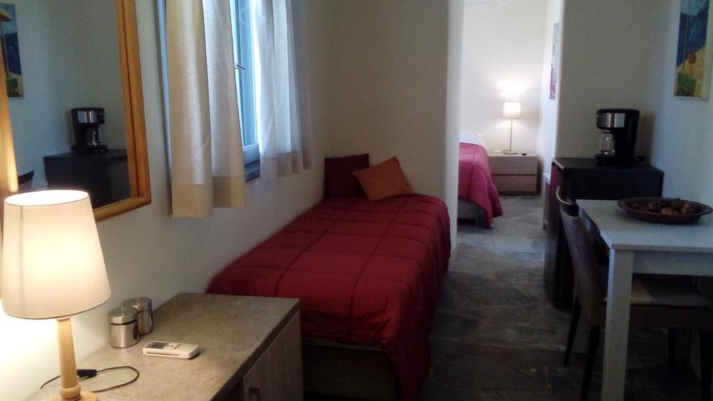Aigaion House Hotel Otziás Eksteriør billede
